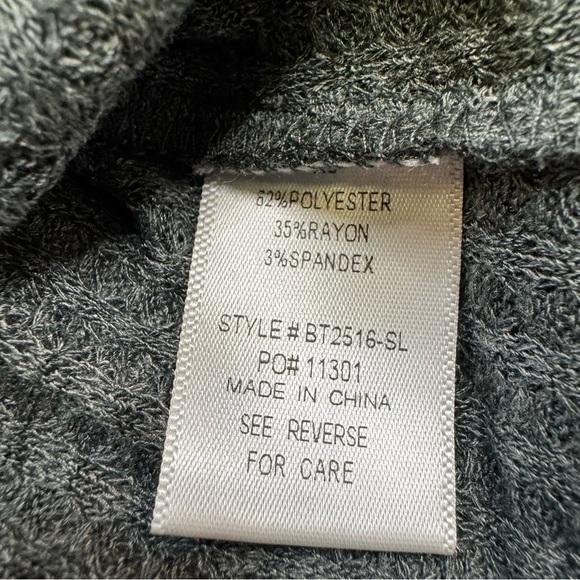 Lisa Robertson Dusty Teal Waffle Knit Babydoll Top Shirt Tee 
Size XS
NWT - Picture 6 of 10